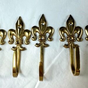Gold Fleur-de-Lis Wall Hooks set of 5 brass